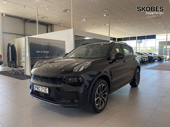 Lynk & Co 01 3 of 5