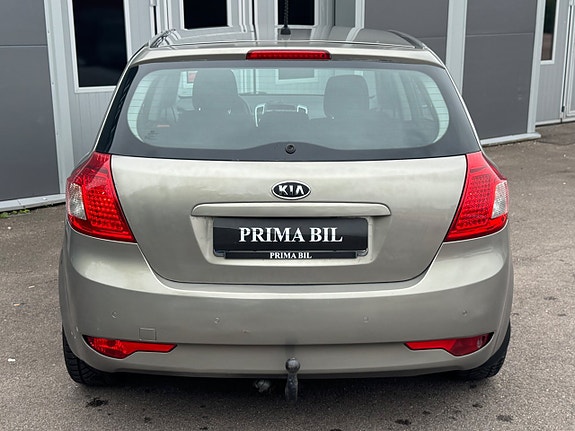Kia Ceed 5 of 15