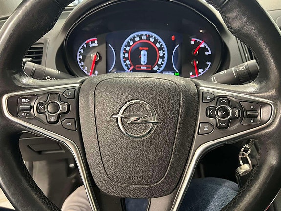 Opel Insignia 10 of 22