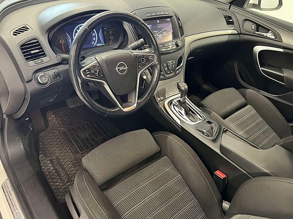 Opel Insignia 17 of 22