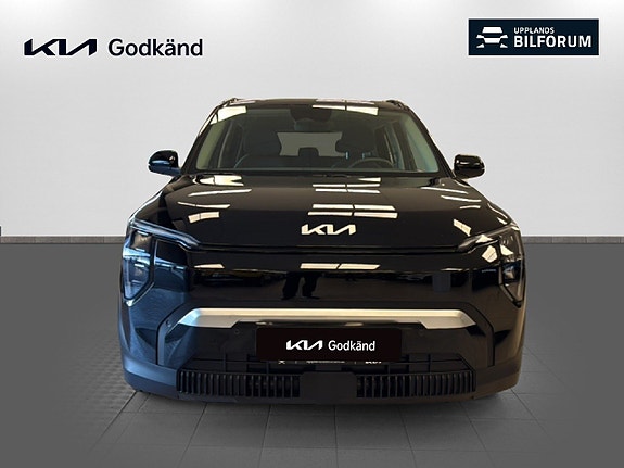 Kia EV3 2 of 16