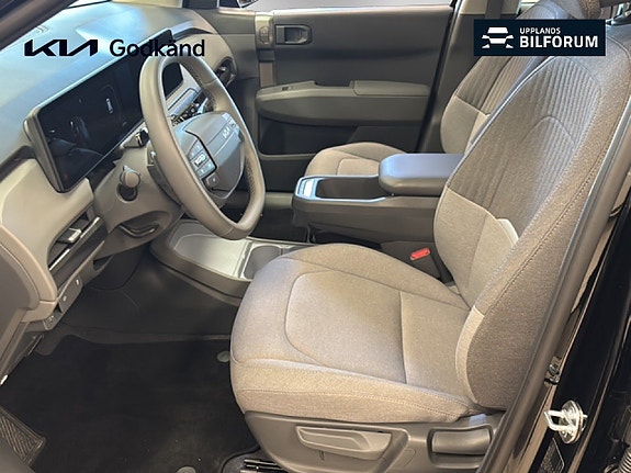 Kia EV3 8 of 16