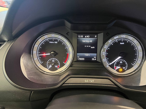 Skoda Octavia Scout 12 of 12