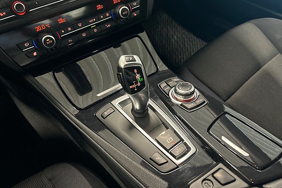 BMW 523i 21 of 22