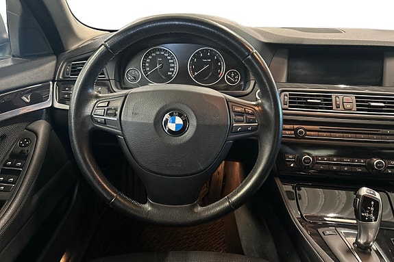 BMW 523i 16 of 22
