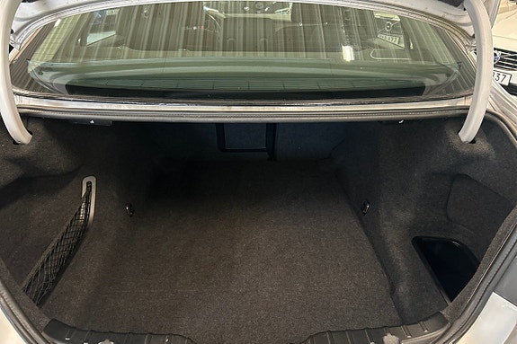 BMW 523i 10 of 22