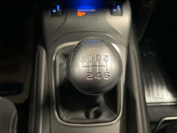Toyota Avensis 24 of 27