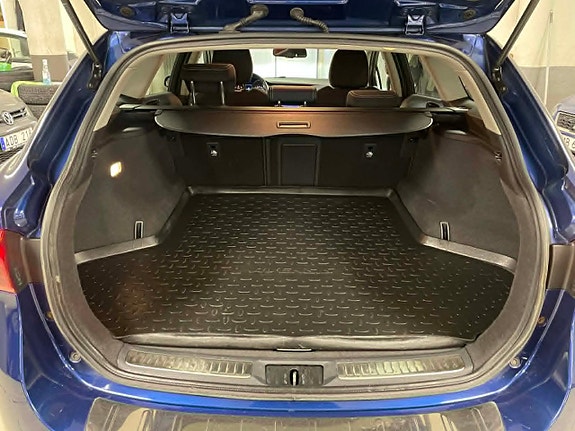 Toyota Avensis 8 of 27