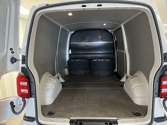 Volkswagen e-Transporter 5 of 5