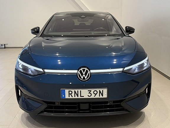 Volkswagen ID.7 3 of 5