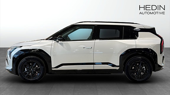 Kia EV3 8 of 12
