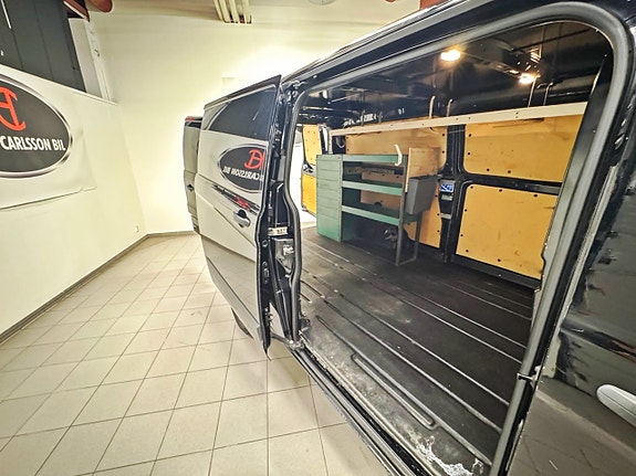 Ford Transit Custom 6 of 7