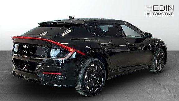 Kia EV6 2 of 5