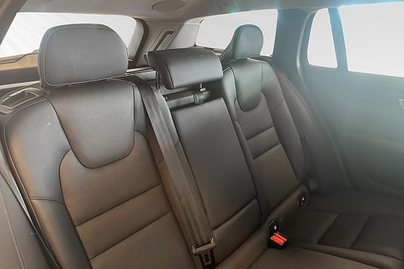 Volvo V60 12 of 20