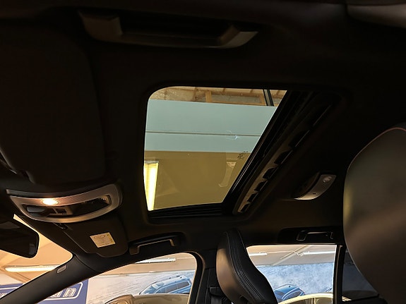 Volvo V60 10 of 16