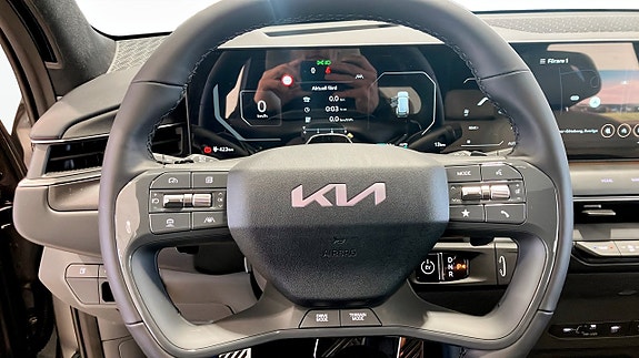 Kia EV9 19 of 30