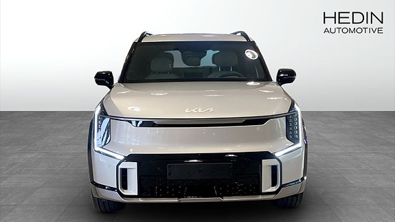 Kia EV9 4 of 5