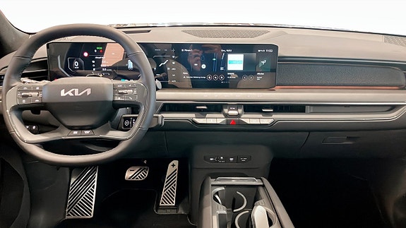 Kia EV9 13 of 30
