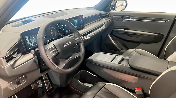 Kia EV9 16 of 30