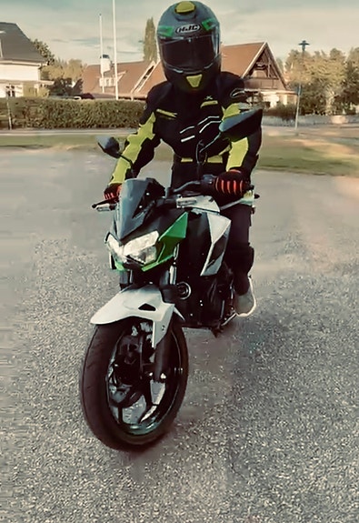 Kawasaki Z E-1 2 of 5