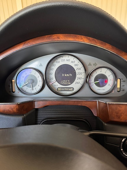 Mercedes-Benz CLS350 10 of 11