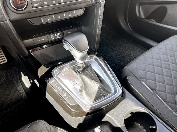 Kia Ceed 12 of 17