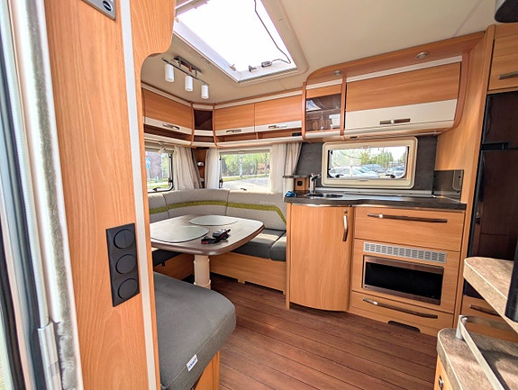 Knaus Südwind Silver Selection 500 FU / Markis / Förtält / Mikro / Elektriska stödben 5 of 21