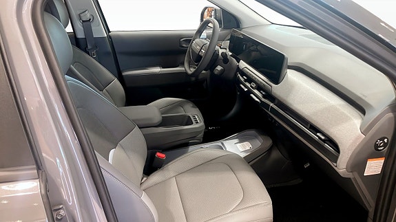 Kia EV3 3 of 5