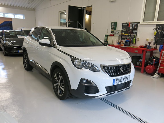 Peugeot 3008 4 of 28