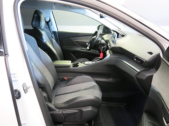 Peugeot 3008 21 of 27