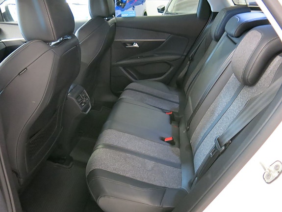 Peugeot 3008 28 of 28