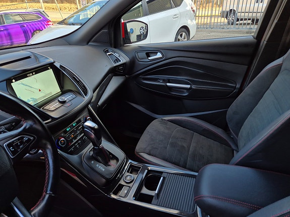 Ford Kuga 17 of 27