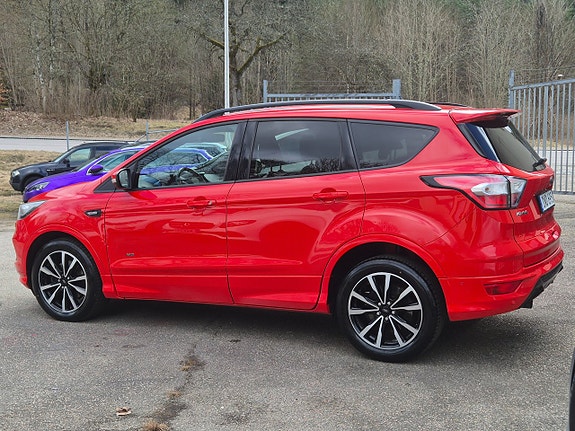 Ford Kuga 8 of 27