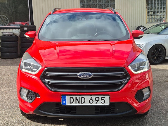 Ford Kuga 9 of 27
