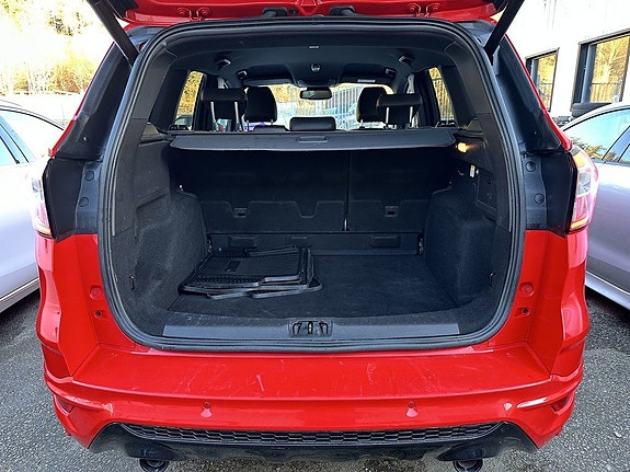Ford Kuga 25 of 27