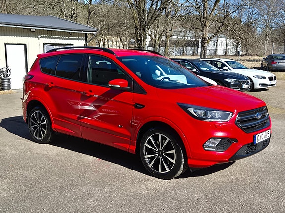 Ford Kuga 3 of 5