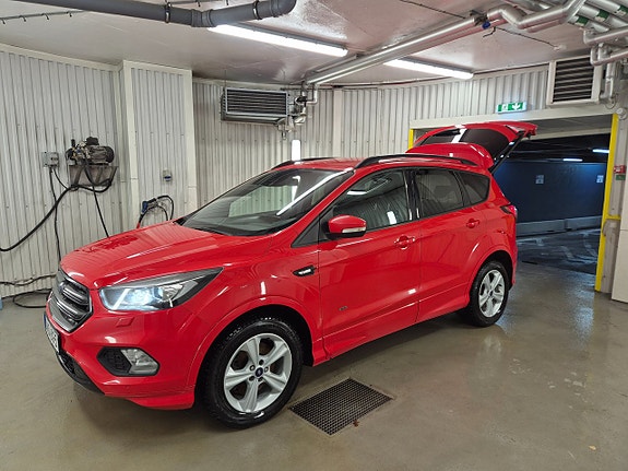 Ford Kuga 27 of 27