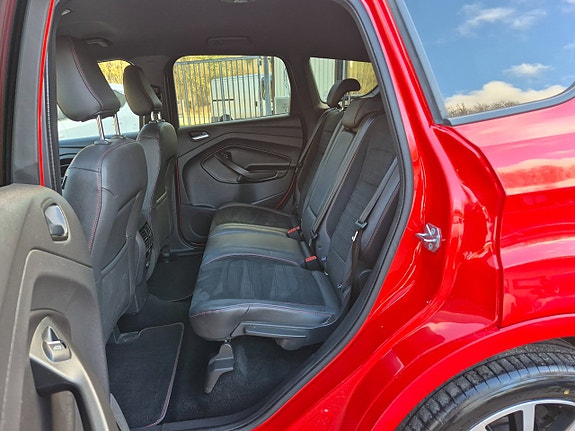Ford Kuga 19 of 27