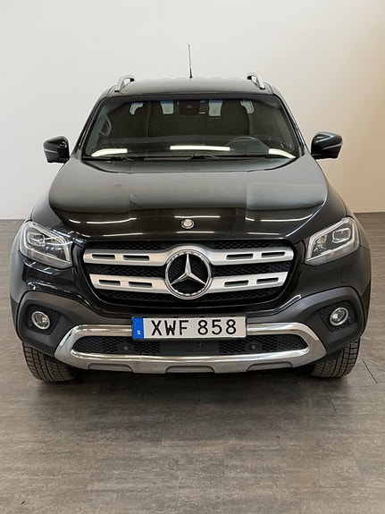Mercedes-Benz X250 d 2 of 5