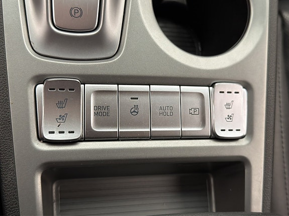 Hyundai Kona 26 of 30