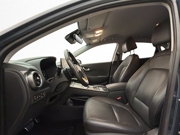 Hyundai Kona 12 of 30