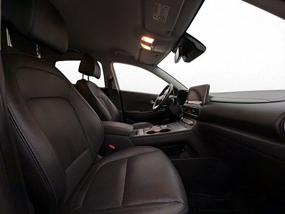 Hyundai Kona 27 of 30
