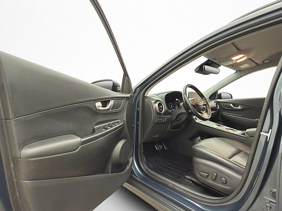 Hyundai Kona 11 of 30