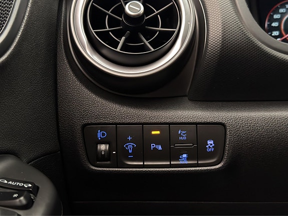 Hyundai Kona 15 of 30