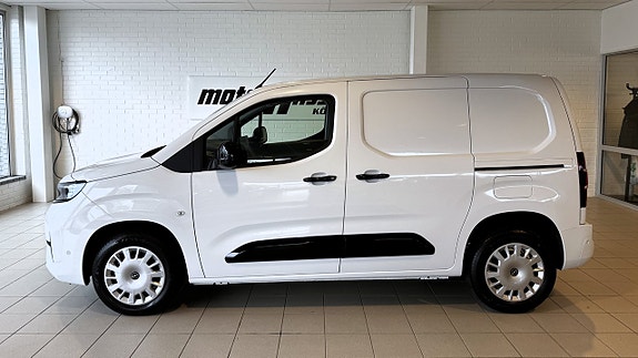 Opel Combo 8 of 15