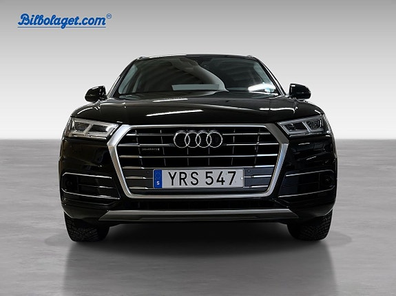 Audi Q5 2 of 5