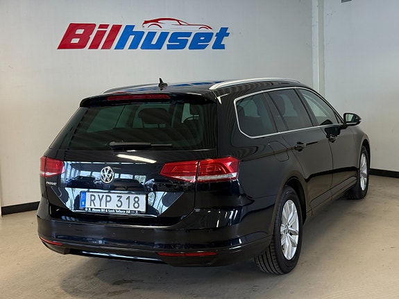 Volkswagen Passat 3 of 5