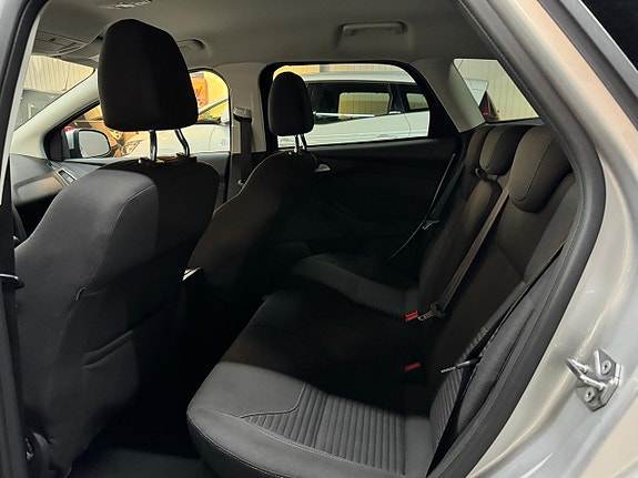 Ford Focus 16 of 16