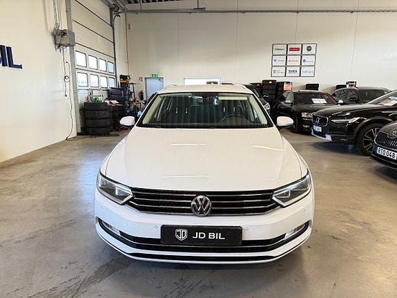 Volkswagen Passat 4 of 5