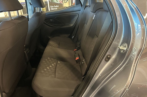 Mazda 2 9 of 9